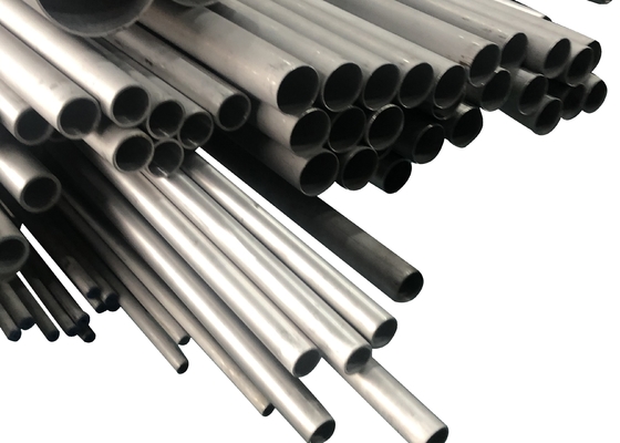 Tube inoxydable sans couture rond de tuyau d'acier marinant ASTM 304